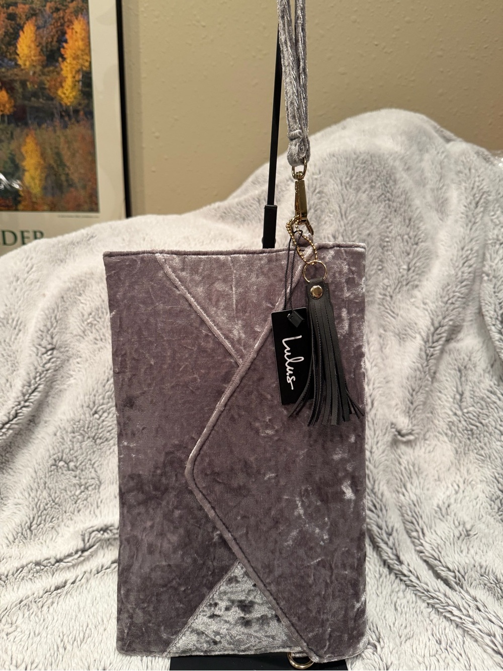Lulus Gray Crushed Velvet Envelope Clutch Wristlet NWT - Picture 2 of 11